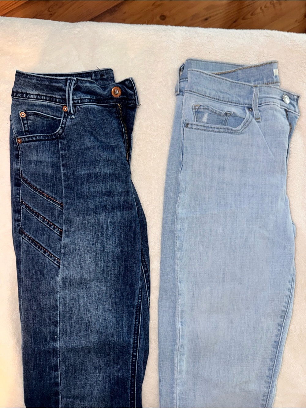 2-Pair Women’s Jeans Bundle Size 28 – Levi’s 311 + Grace in LA